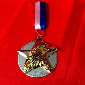 Medal for America 2002dated collectors Hallmark Keepsake